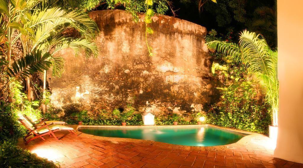 Hotel De La Mantilla