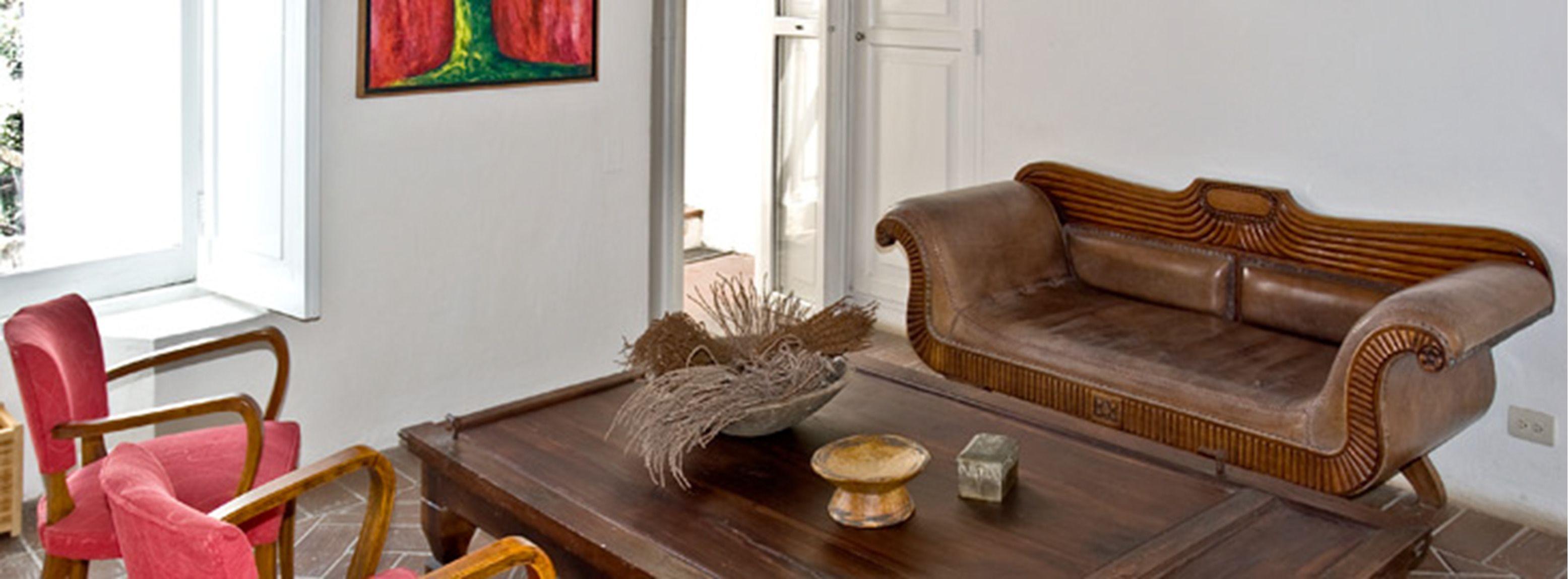 De La Mantilla Hotel