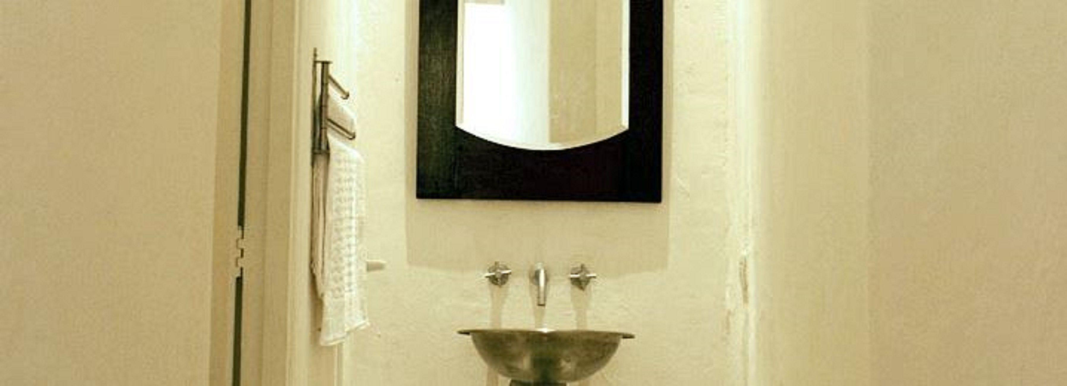 De La Mantilla Hotel